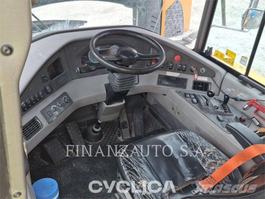 Volvo 2566 Дъмпери/моторни превозни средства