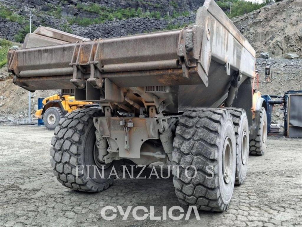 Volvo 2566 Дъмпери/моторни превозни средства