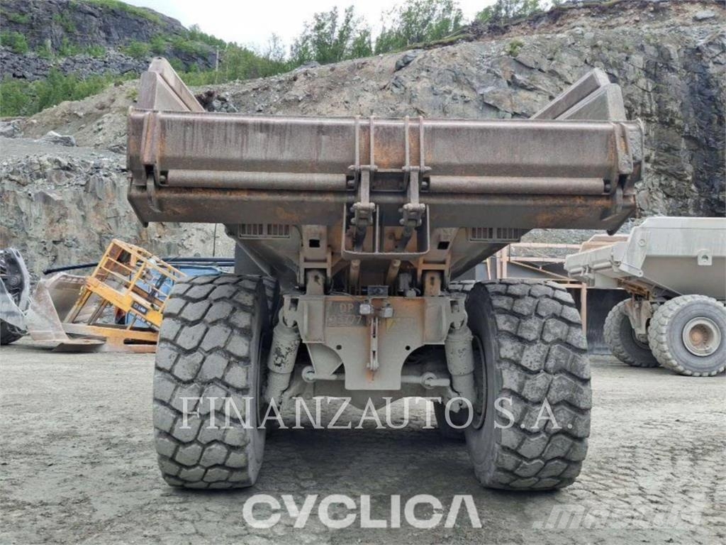 Volvo 2566 Дъмпери/моторни превозни средства