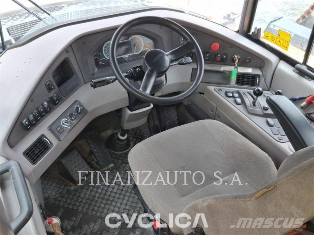 Volvo 2566 Дъмпери/моторни превозни средства