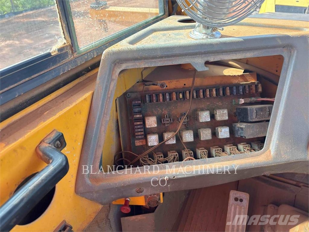 Volvo A35C Articulated Haulers