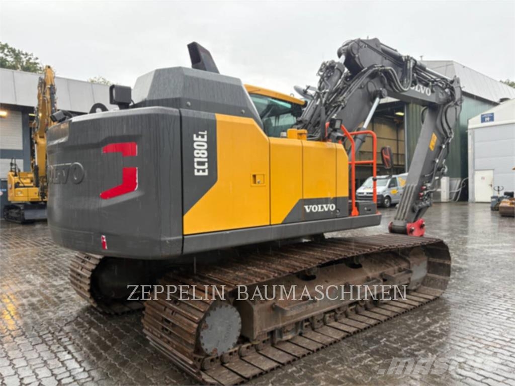 Volvo CONST. EQUIP. NA, INC. EC180E Bagri goseničarji