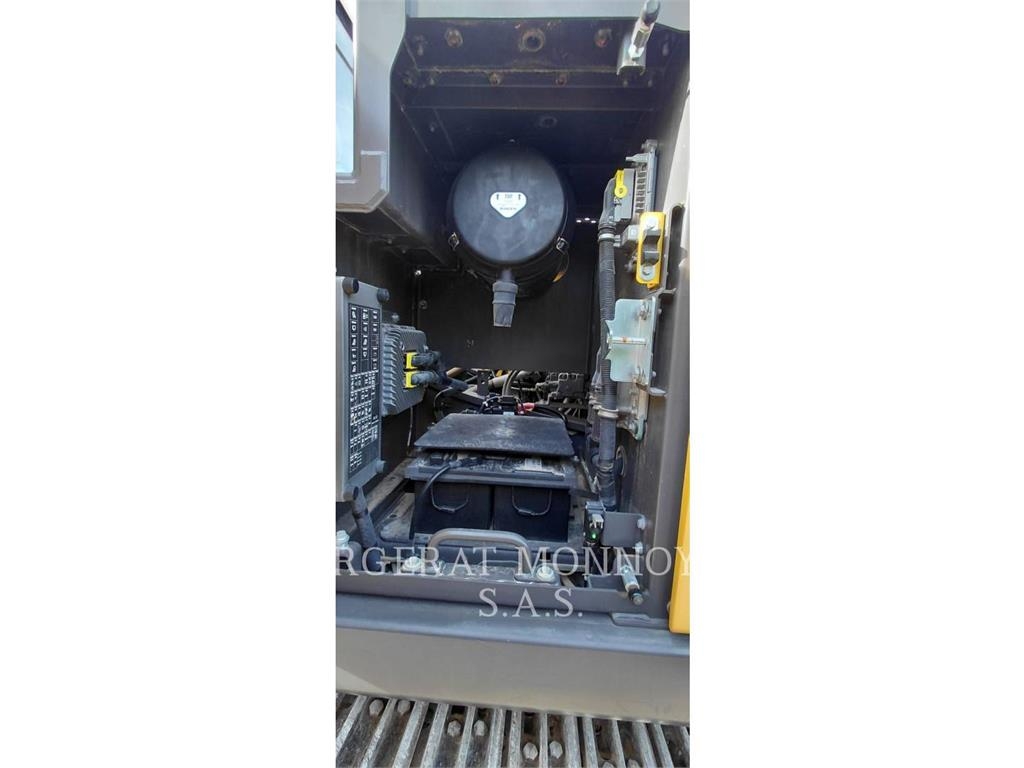 Volvo EC250 حفارات زحافة