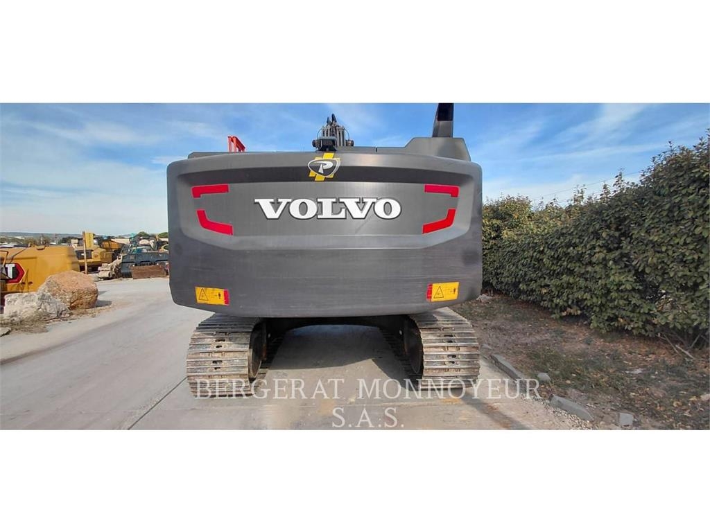 Volvo EC250 حفارات زحافة