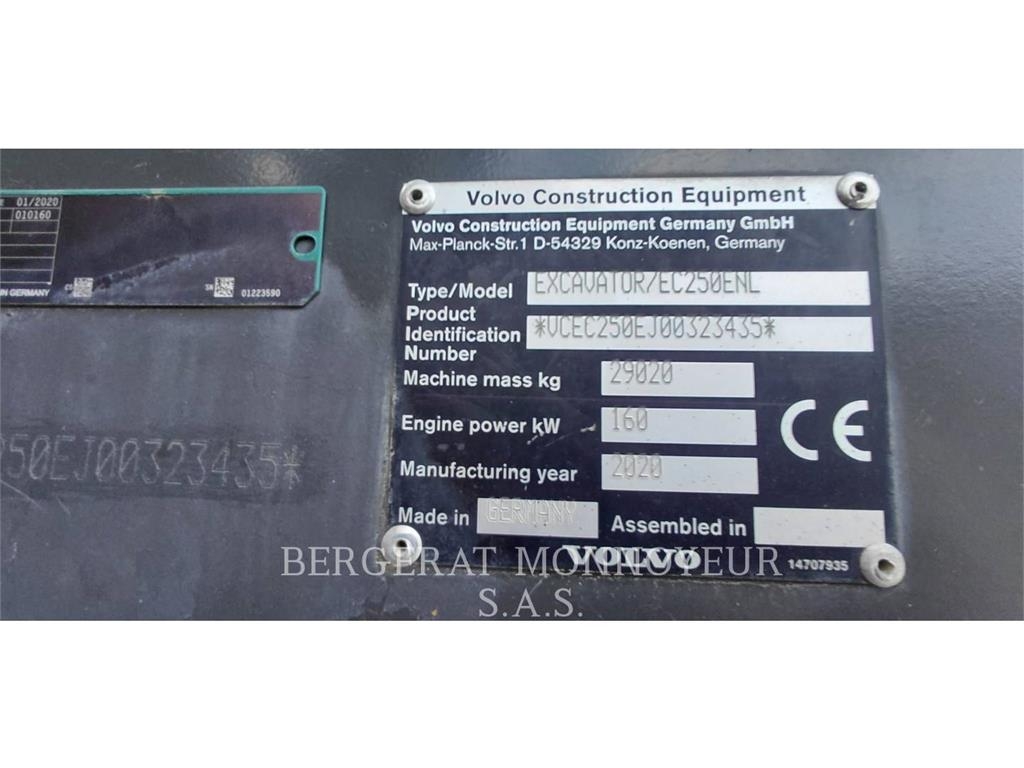 Volvo EC250 حفارات زحافة