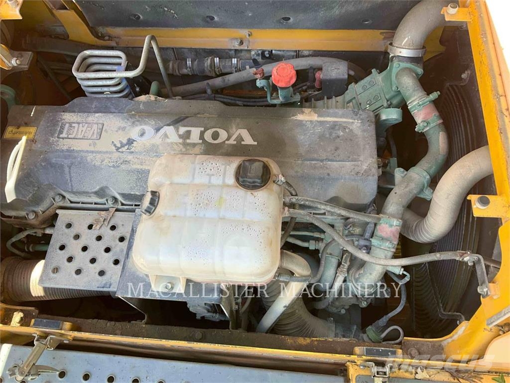 Volvo EC480DL Kāpurķēžu ekskavatori