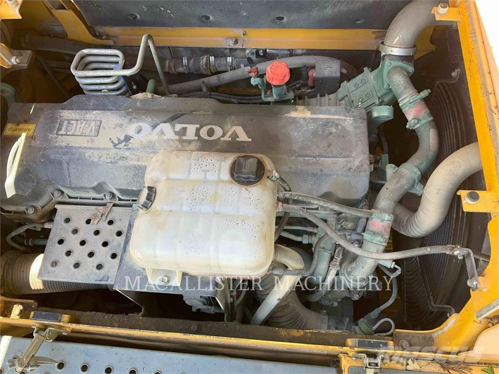 Volvo EC480DL Kāpurķēžu ekskavatori