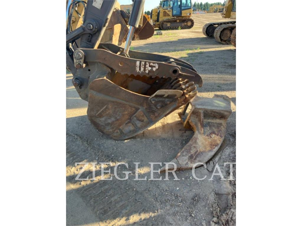 Volvo ECR145 대형 굴삭기 29톤 이상
