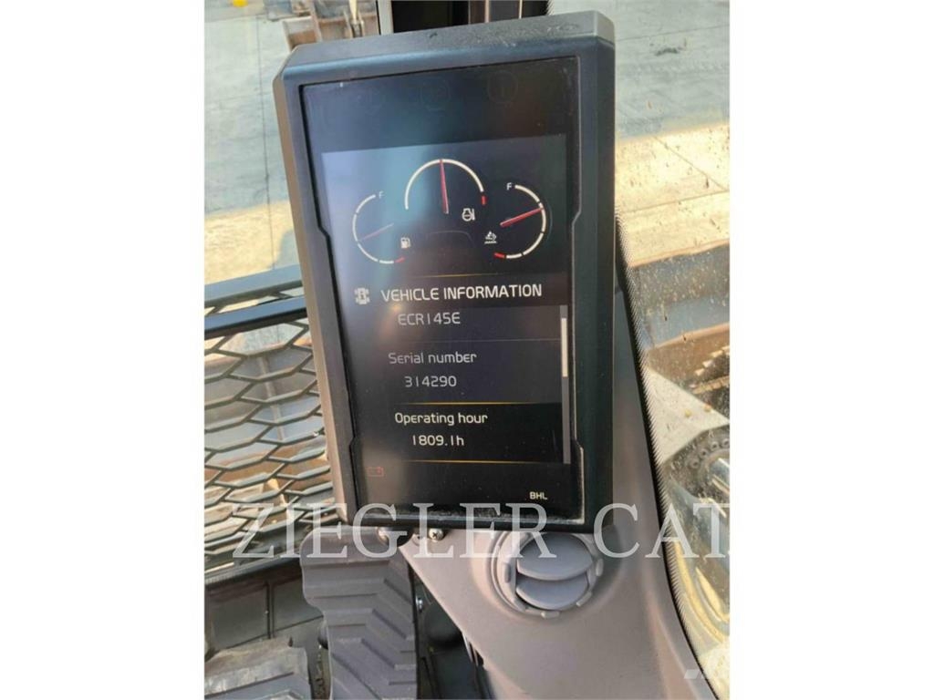 Volvo ECR145 대형 굴삭기 29톤 이상