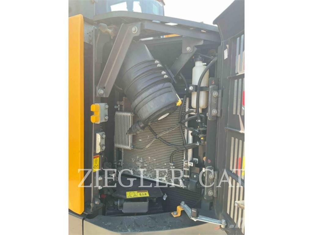 Volvo ECR145 대형 굴삭기 29톤 이상