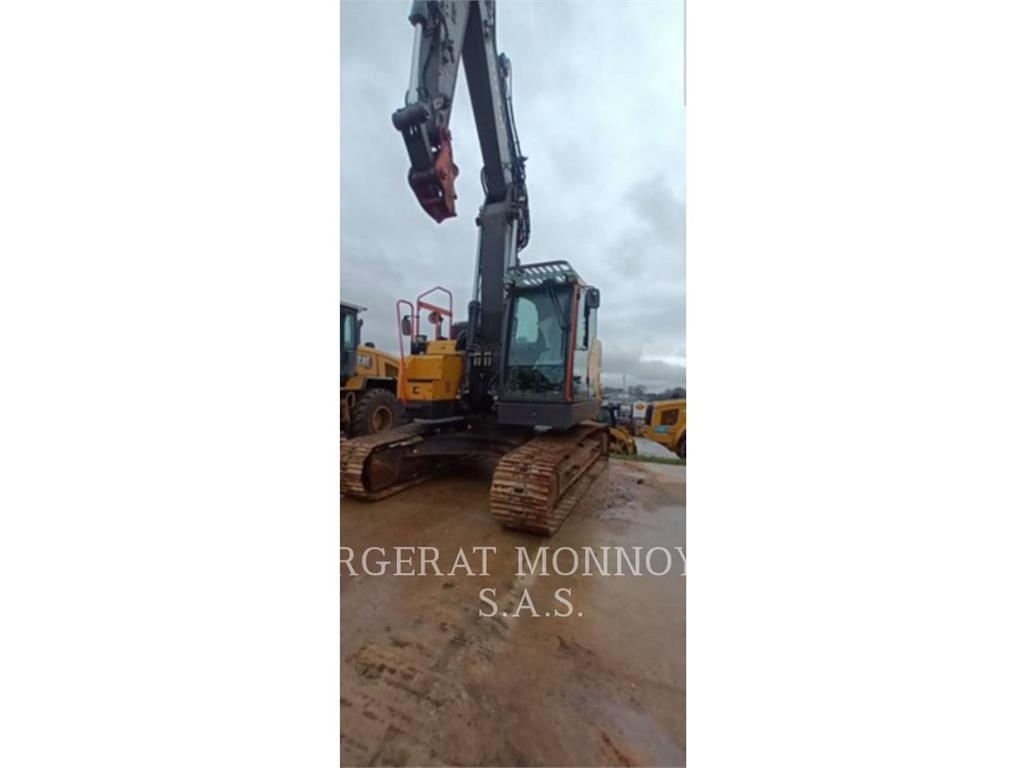 Volvo ECR235 大型油圧ショベル12t以上(パワーショベル・ユンボ)