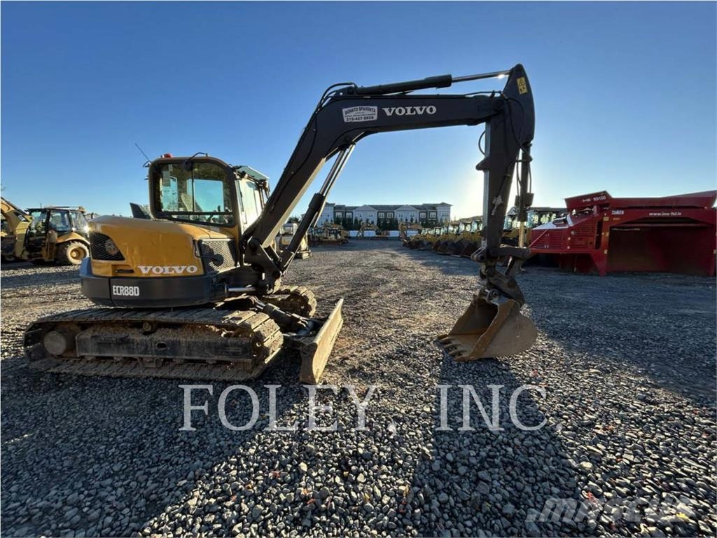 Volvo ECR88D Paletli ekskavatörler