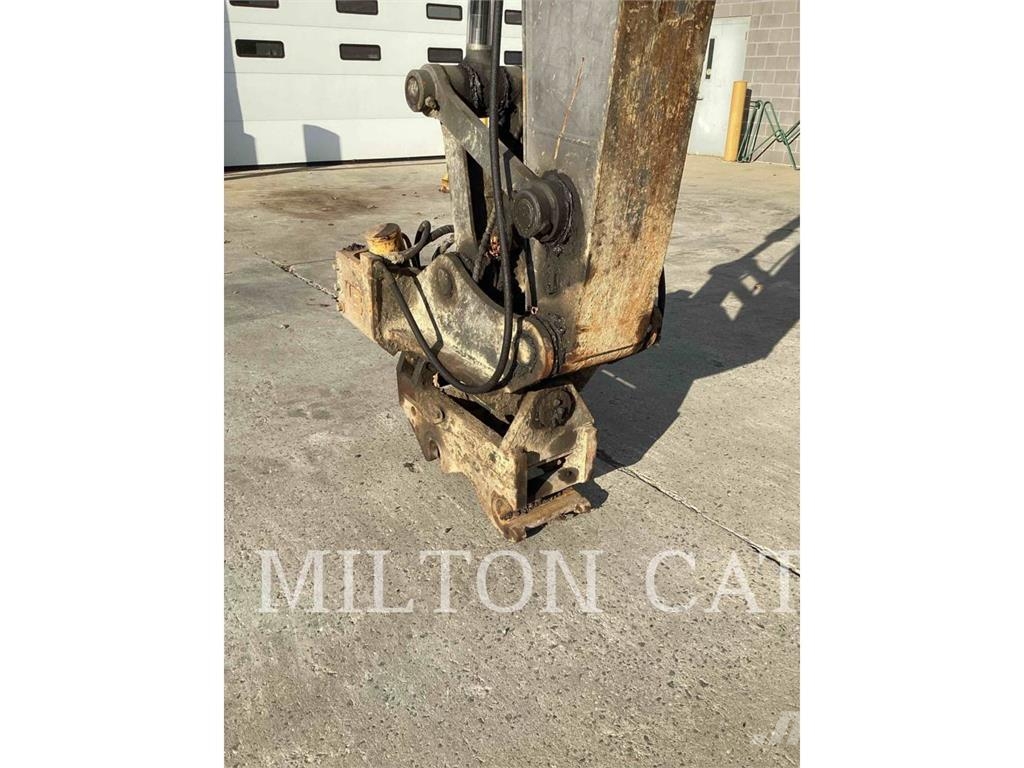 Volvo EW210C 대형 굴삭기 29톤 이상