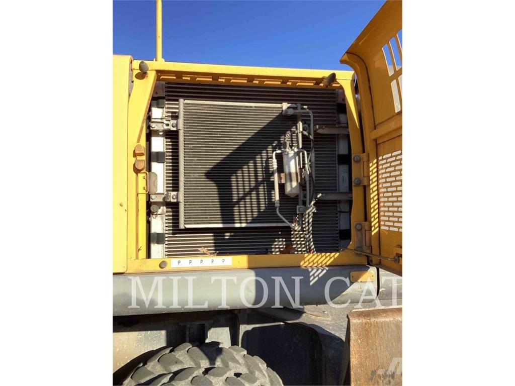 Volvo EW210C 대형 굴삭기 29톤 이상