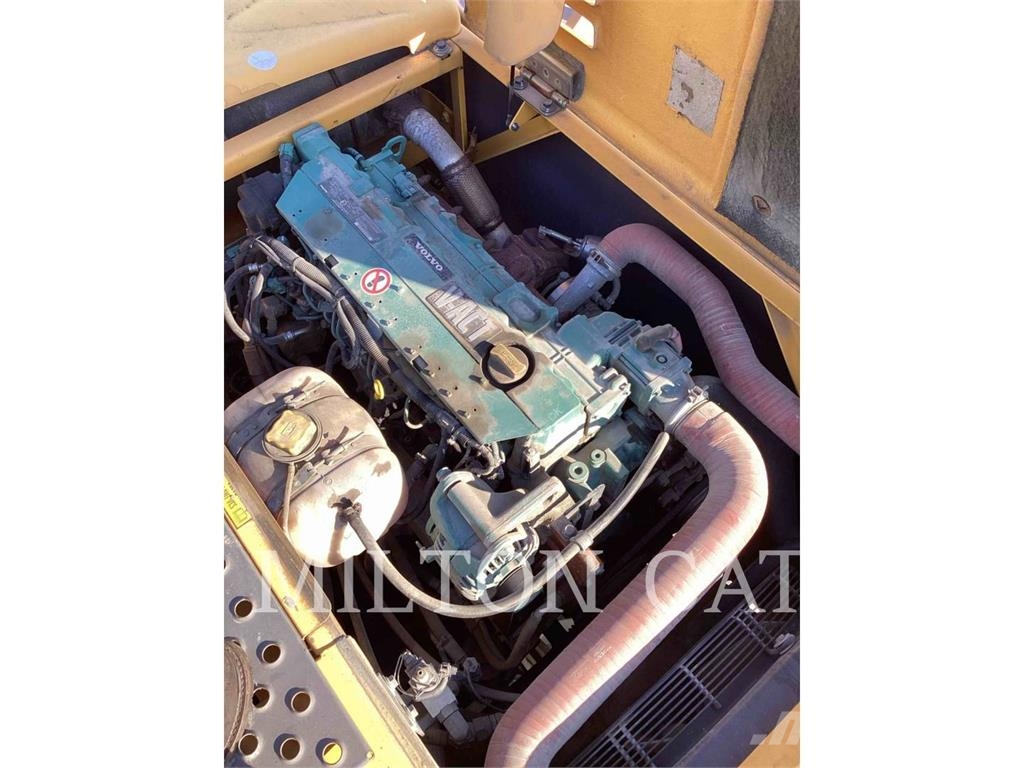Volvo EW210C 대형 굴삭기 29톤 이상