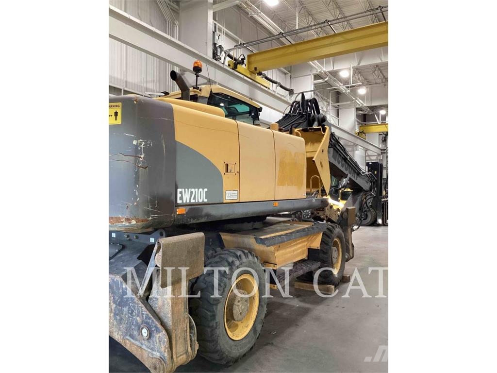 Volvo EW210C 대형 굴삭기 29톤 이상