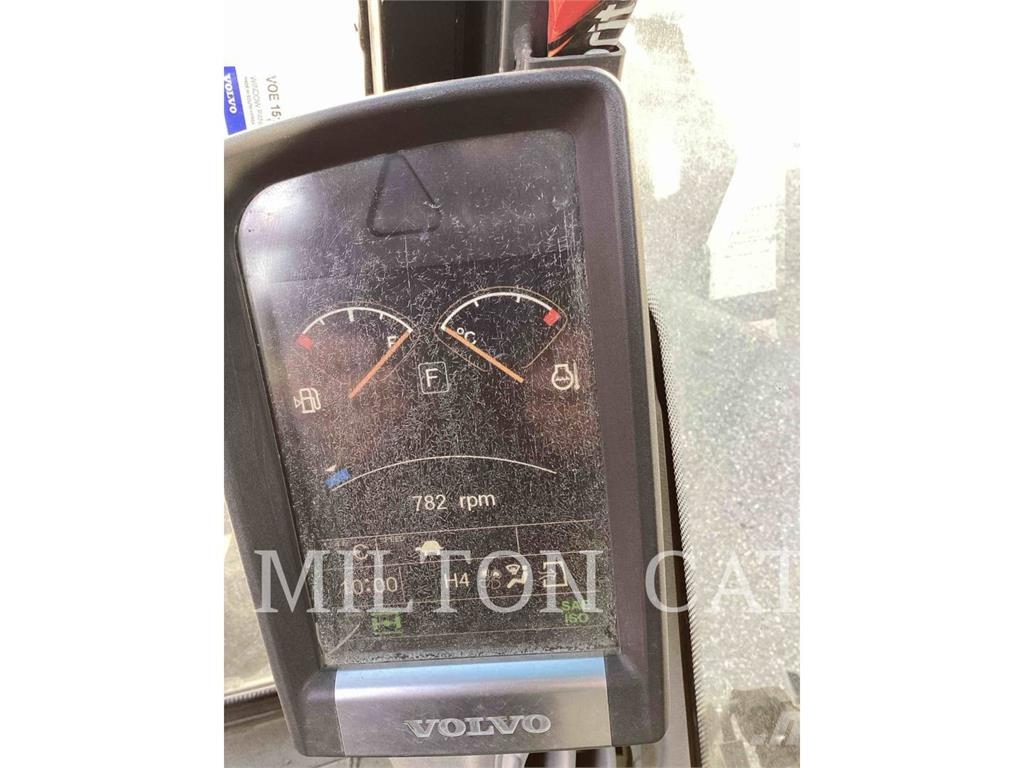 Volvo EW210C 대형 굴삭기 29톤 이상