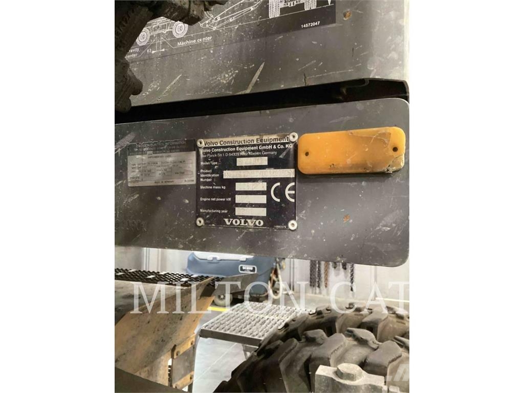 Volvo EW210C 대형 굴삭기 29톤 이상