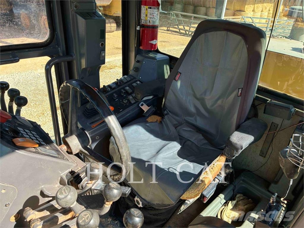 Volvo G720B Грейдери