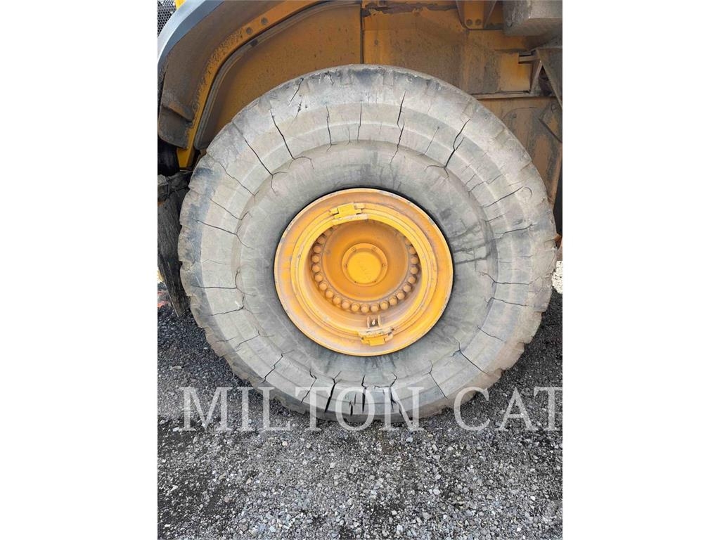 Volvo L220H 휠로우더