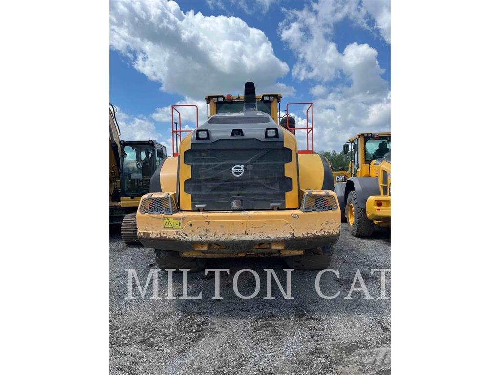 Volvo L220H 휠로우더