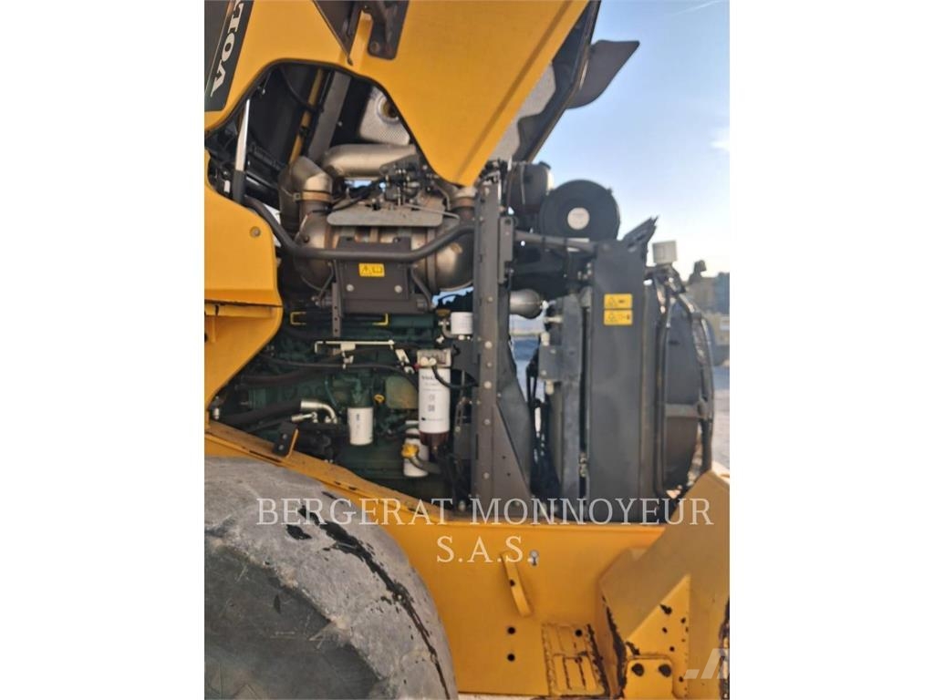 Volvo L90 Radlader