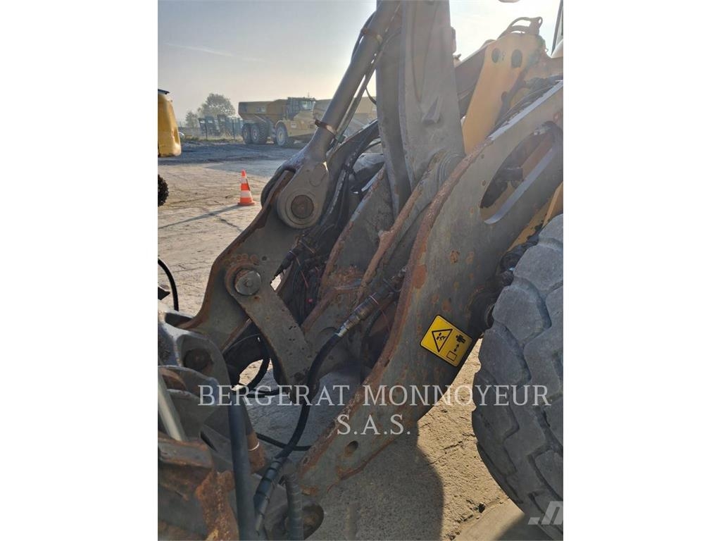 Volvo L90 Radlader