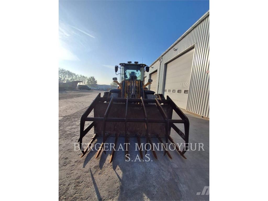 Volvo L90 Radlader