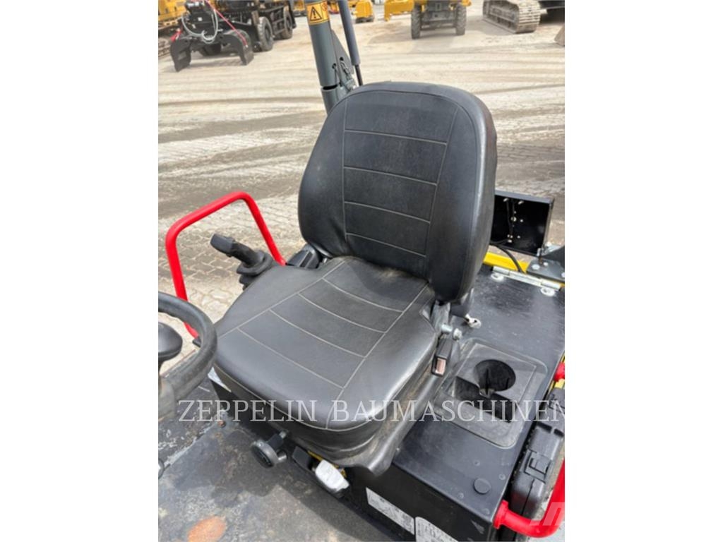 Wacker DW30 Artikulētie pašizgāzēji