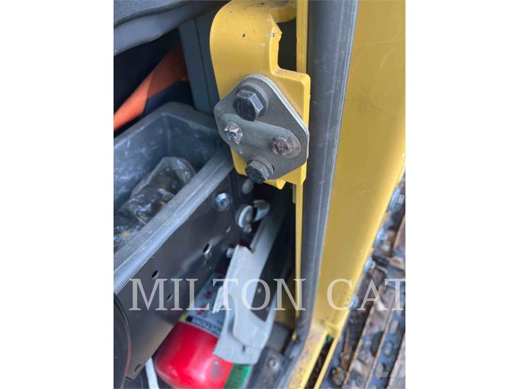 Weiler B457 伐木歸堆機