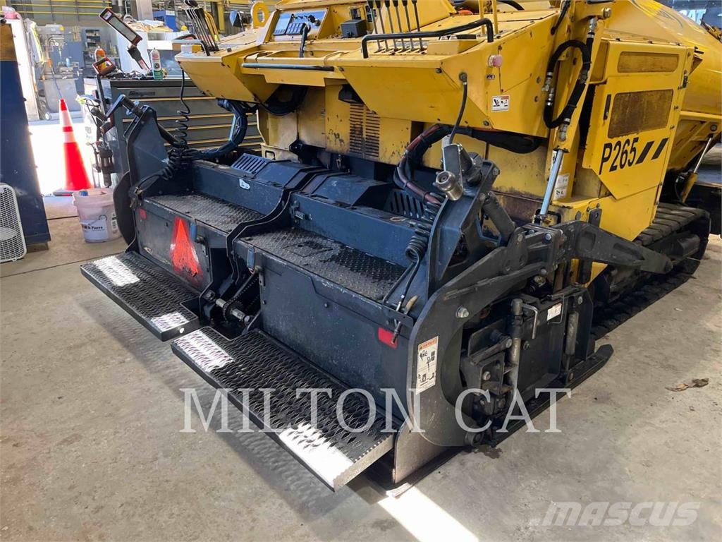 Weiler P265 Asphalt pavers