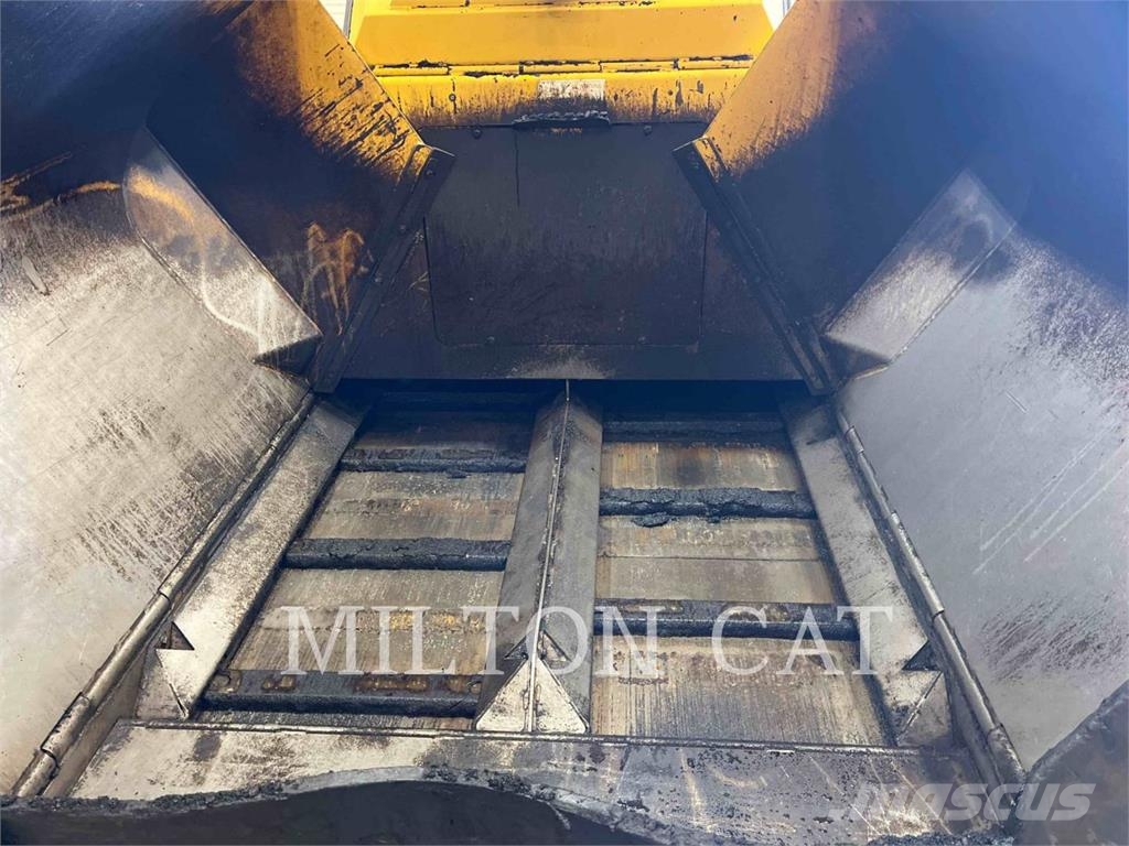 Weiler P265 Asphalt pavers