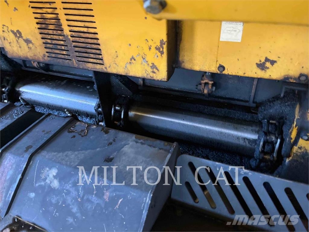 Weiler P265 Asphalt pavers
