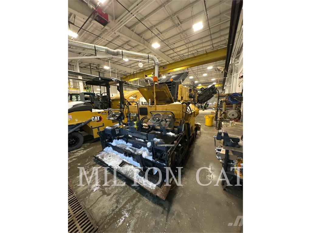 Weiler P385A Asphalt pavers