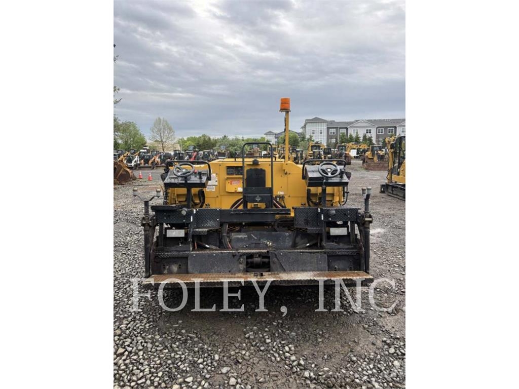Weiler P385B Асфальтовкладачі