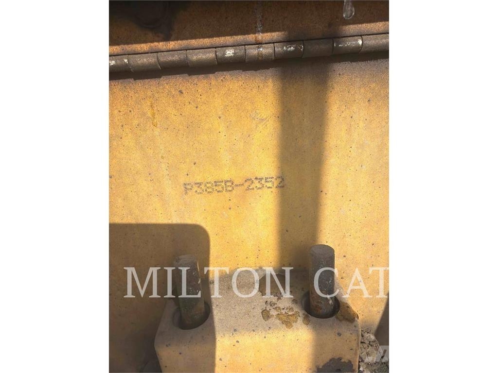 Weiler P385B Asphalt pavers