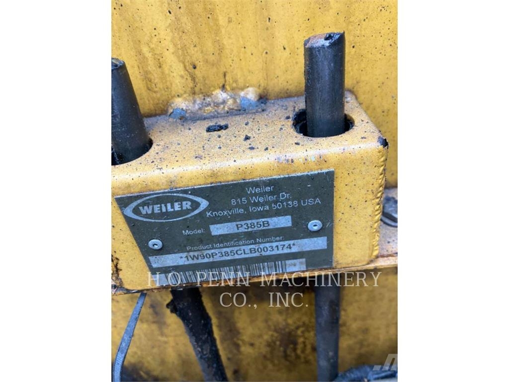 Weiler P385B Asphalt pavers