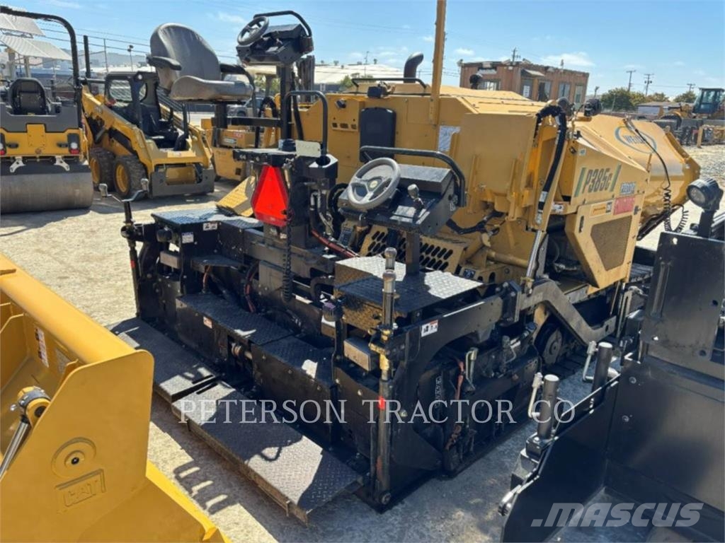 Weiler P385C معدات السفلتة