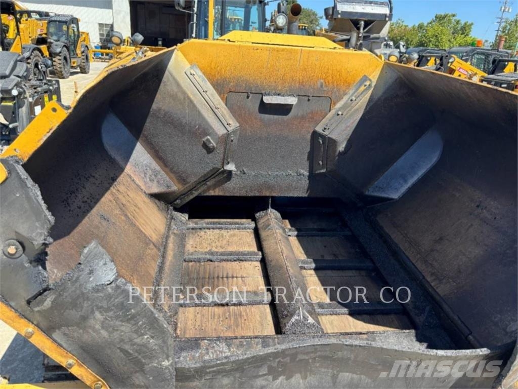 Weiler P385C معدات السفلتة