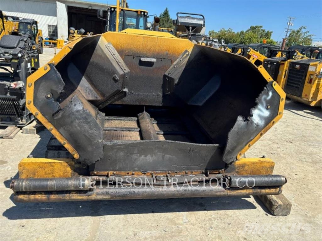 Weiler P385C معدات السفلتة