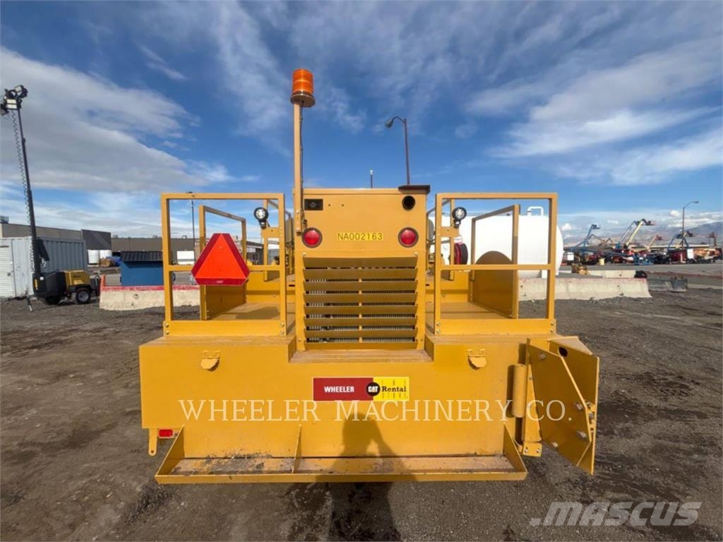 Weiler W530B Asphalt pavers