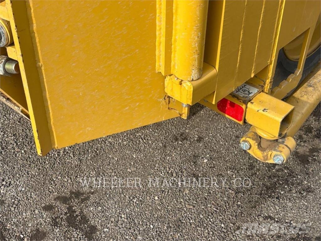Weiler W530B Asphalt pavers