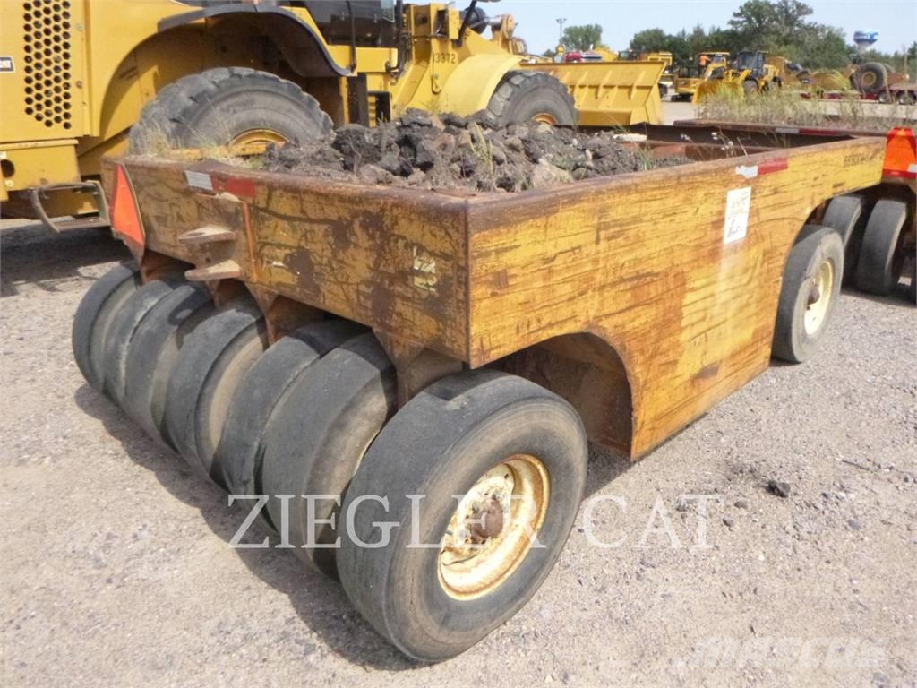 WRT EQUIPMENT PT13 Rouleaux vibrants tractés