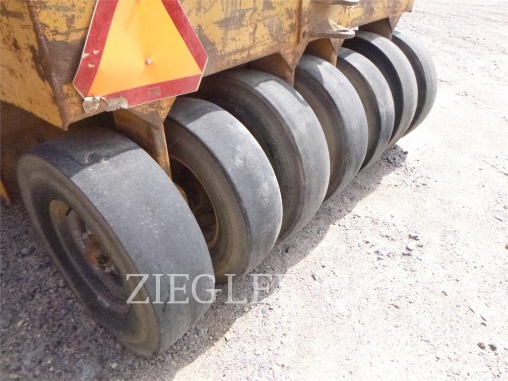 WRT EQUIPMENT PT13 Rouleaux vibrants tractés