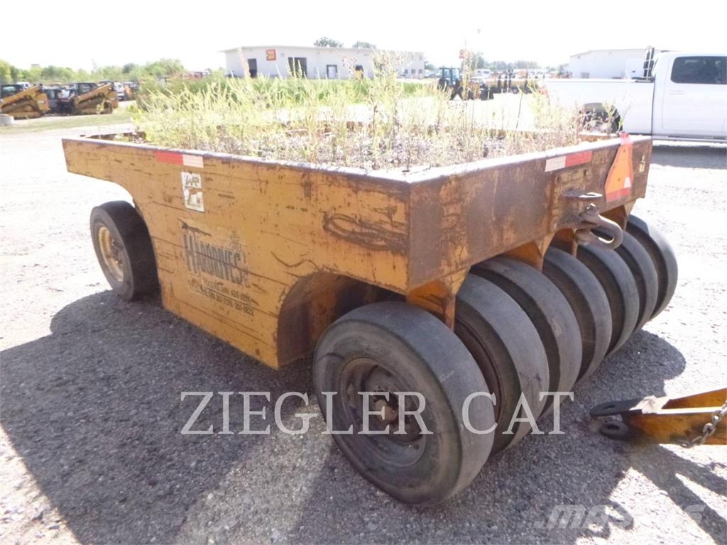 WRT EQUIPMENT PT13 Towed vibratory rollers