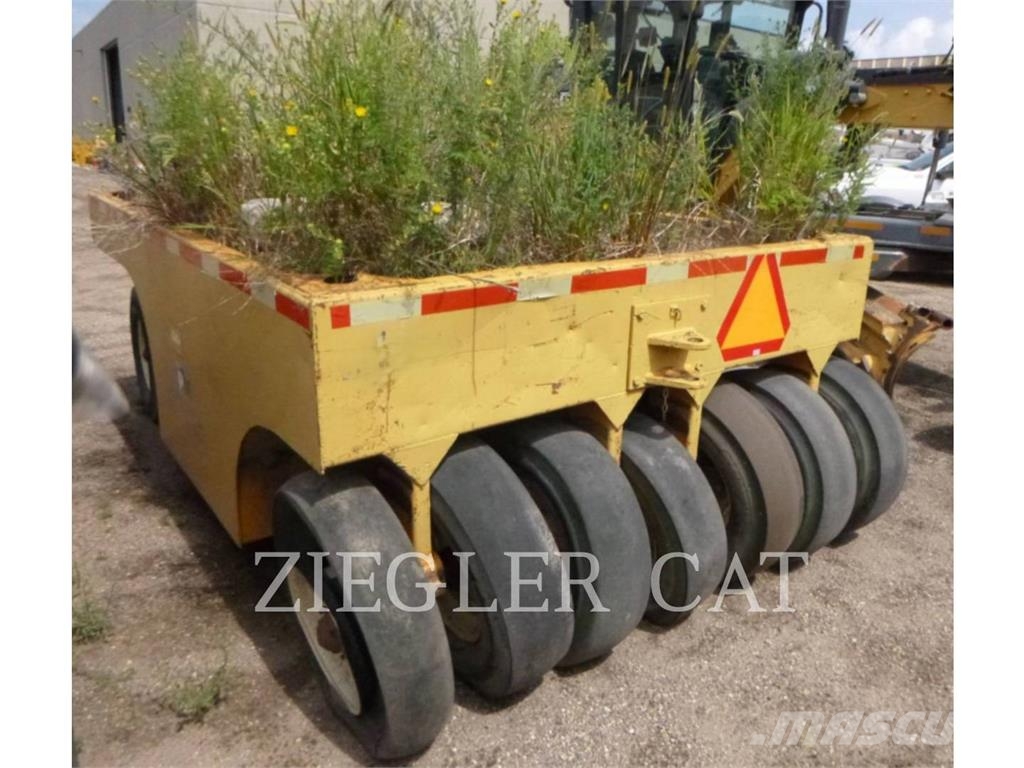 WRT PT-13 Rodillos sobre neumáticos