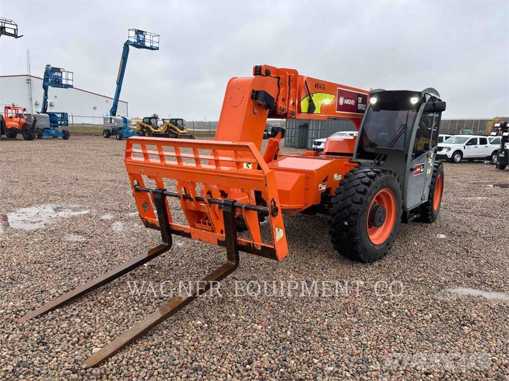 Xtreme MANUFACTURING XR1147-B Teleszkópos rakodók