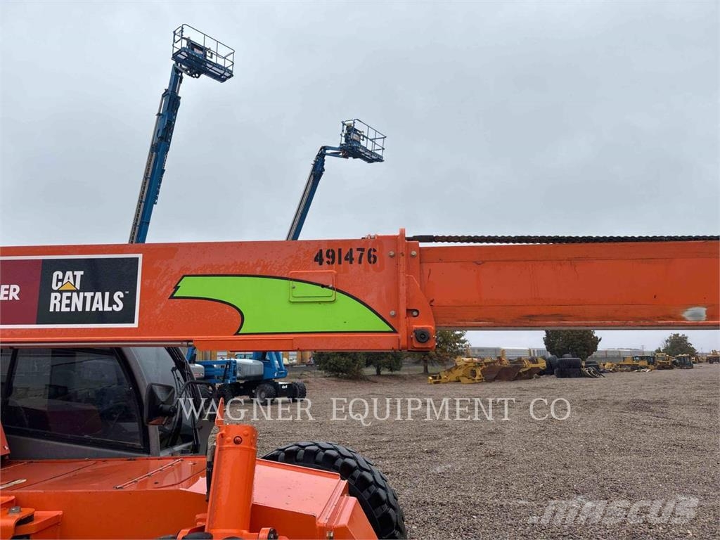 Xtreme MANUFACTURING XR1147-B Teleszkópos rakodók
