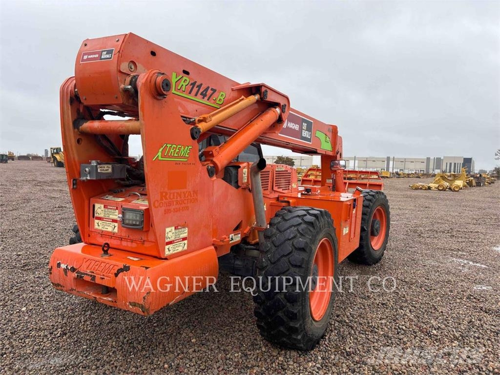 Xtreme MANUFACTURING XR1147-B Teleszkópos rakodók