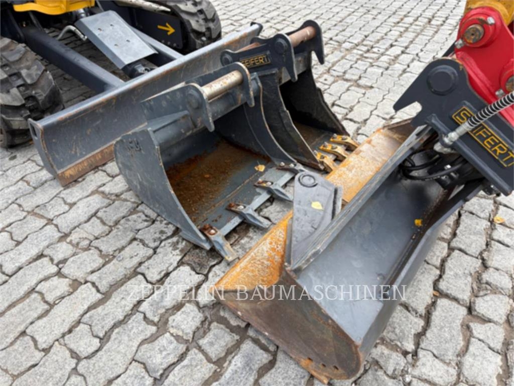 XUZOU XE27E Vikšriniai ekskavatoriai